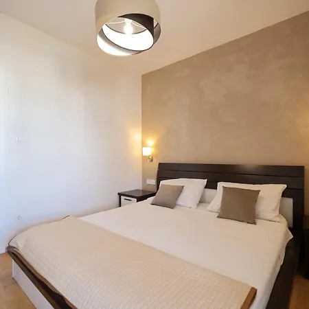 Apartment Skara Bibinje