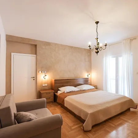 Skara Apartman Bibinje