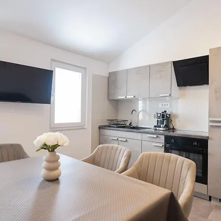 Skara Apartamento